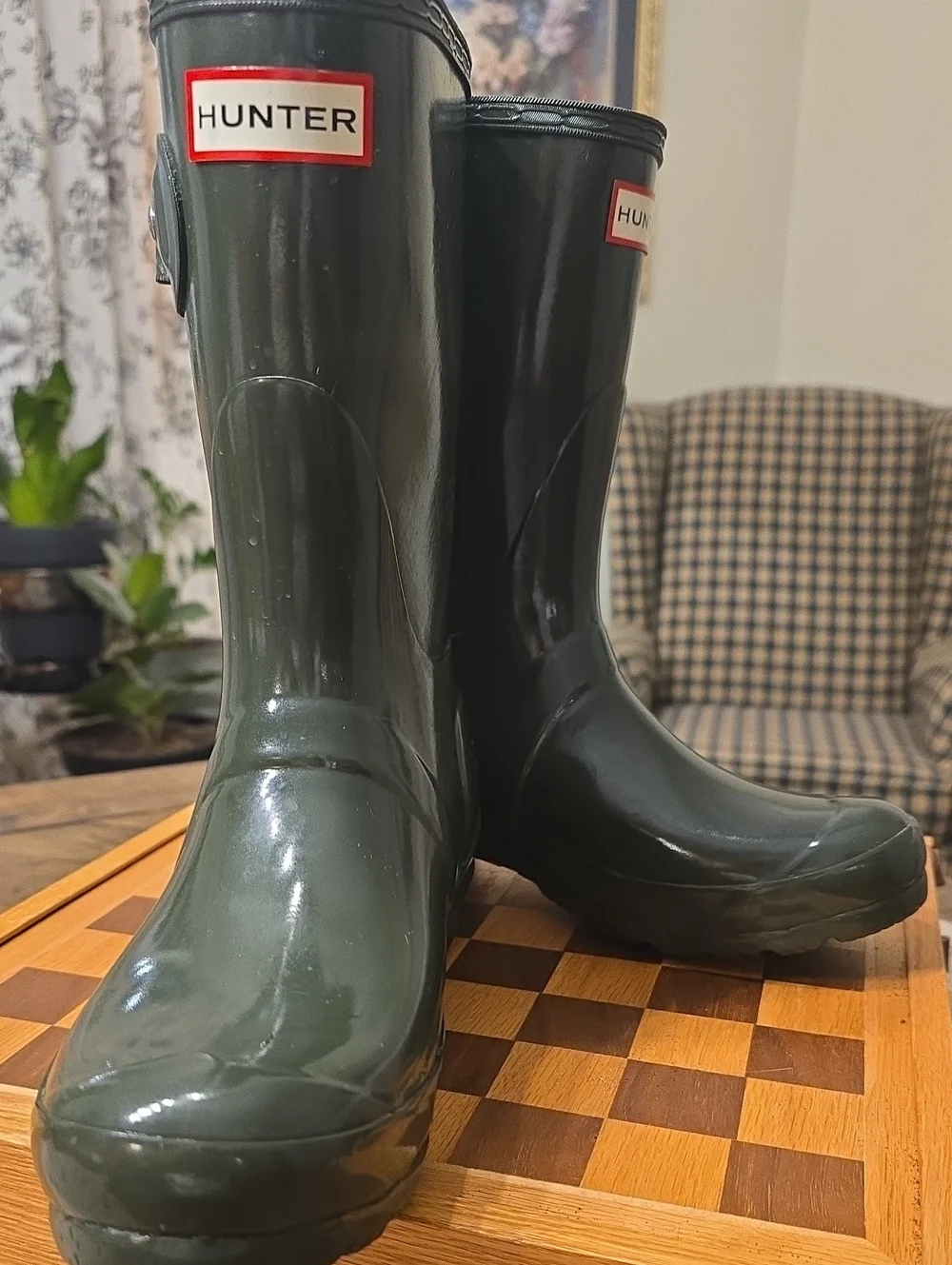 Hunter Women's Glossy Dark Green Mid-Calf Waterproof Rain Boots